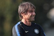 Conte věří směru, který v Interu nastolil. Koho v kabině udává za zářný příklad?