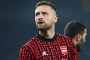 Dočká se kritizovaný Mustafi životní šance? Na tahu je španělský velkoklub