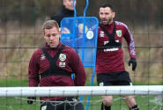 Vydra na Turf Moor příliš nehraje, přesto prodloužil: Pro moji rodinu je moc důležité, že jsme se v Burnley usadili