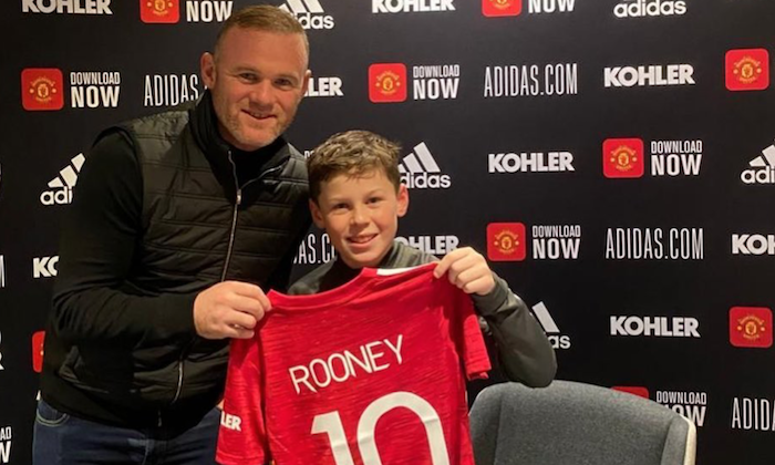 Jméno Rooney se znovu po třech a půl letech zapojilo do dění v Manchesteru United...