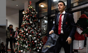 Opožděný vánoční dárek pro Juve? Vedení šampiona Serie A deklarovalo, že po Özilovi nepůjde