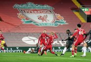 Liverpool držel míč, United pálili šance. North West Derby tentokrát bez branky