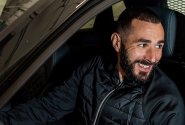 Rozdílový, působivý, neuvěřitelný...Benzema vyrovnal Raúla a užívá si zasloužené ovace