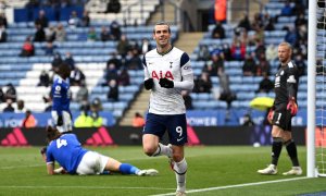 38. kolo Premier League: Leicester zahodil šanci na Ligu mistrů, Agüero se loučil ve velkém stylu