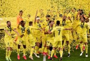 United jsou bez trofeje, penaltovým drama okořeněné finále Evropské ligy ovládla Žlutá ponorka