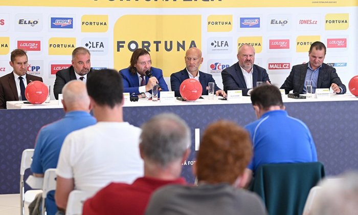 Fortuna:liga se vrací! V jakém formátu se bude hrát a vysílat? A jak do ní promluví strašák jménem covid?