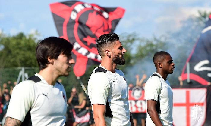 AC Milán má nového majitele. Čerstvý šampion Serie A ze San Sira se dostal do zkušených amerických rukou...