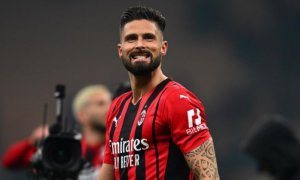 Milánské derby ovládlo AC, Vlahovič se podílel na výhře Juventusu
