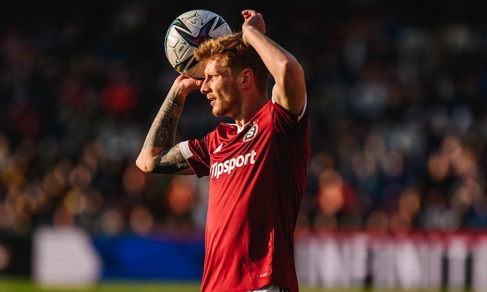 Slavia v Edenu dobyla svatyni Zlína, Sparta ztratila na Andrově stadionu, Plzeň uspěla v Boleslavi