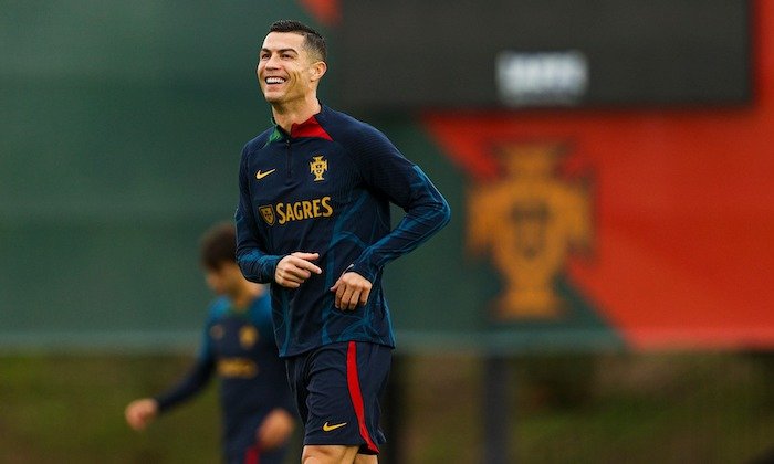 Ronaldo popřel slovní výpad vůči lavičce, při střídání se hádal se soupeřem