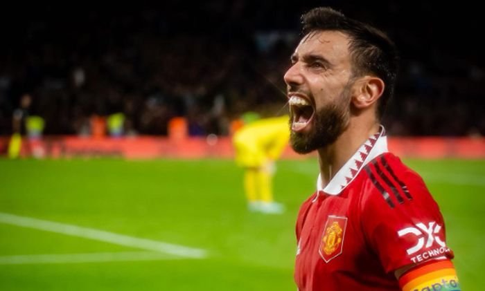 Další portugalský exodus z Old Trafford? O Fernandese se uchází španělský gigant