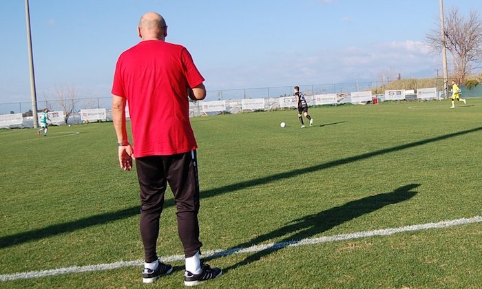 Je jmenovcem Koubka, má útočný, běžecký i střelecký potenciál a absence Vašulína s Kubalou mu hrají do karet...