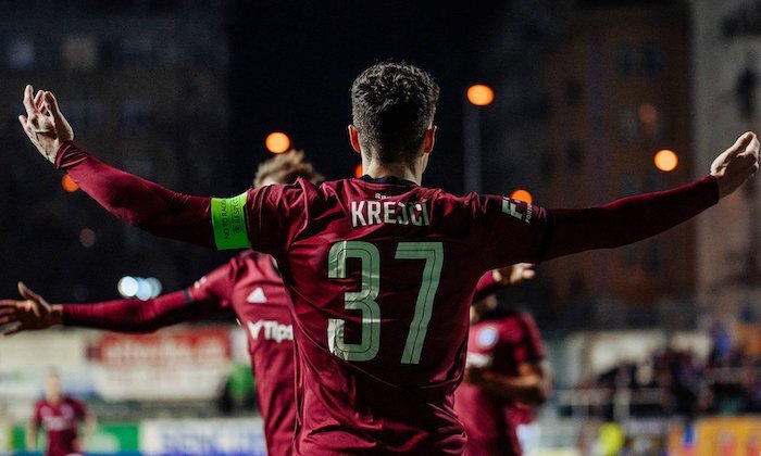 Klokani se blíží k evropským pohárům, Sparta s Brnem nezaváhala, Plzeň opět ztratila, Slavia si smlsla na Olomouci