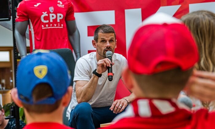 Pardubická legenda Jeřábek po vyhraném derby: Byl jsem hned zafuněný. Atmosféra byla parádní