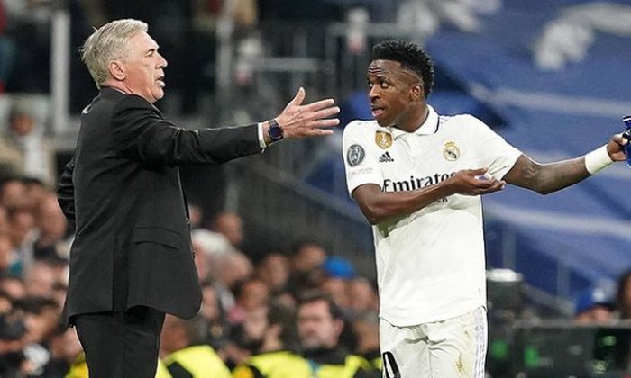 Bayern proti nám ukázal svoji nejlepší verzi, myslí si trenér Realu Ancelotti. Bílý balet se prý musí polepšit