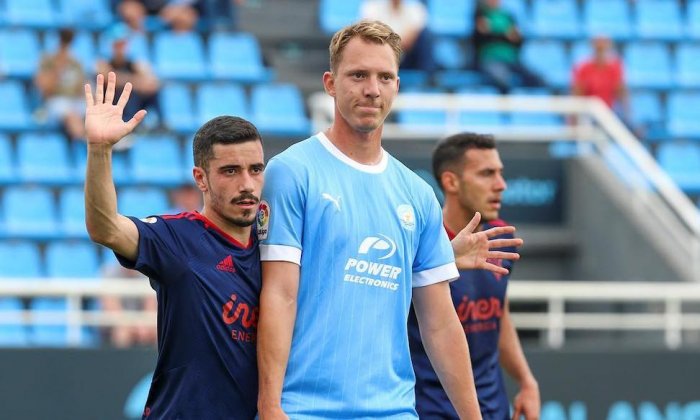 Sigmě se možná rýsuje náhrada za Chytila. Z padající Ibizy se pokusí nalákat zpět na Andrův stadion Juliše