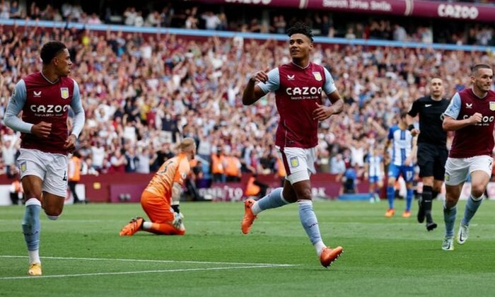 Review: Aston Villa - Brighton. Villans se po 13 letech vrací do evropských pohárů