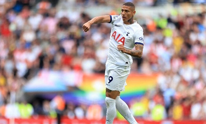 Review: Tottenham - Sheffield. Spurs v nastavení otočili utkání proti nováčkovi a slaví tři body
