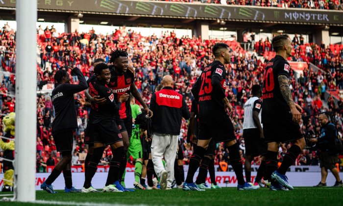 Sledovat práci videorozhodčího přímo na stadionu? Bundesligová realita možná už v této sezoně!