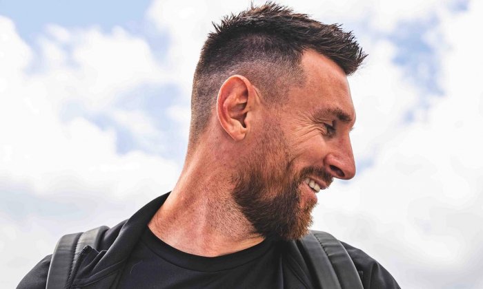 Nevím, jestli jsem nejlepší fotbalista v historii, nezajímá mě to, řekl Messi