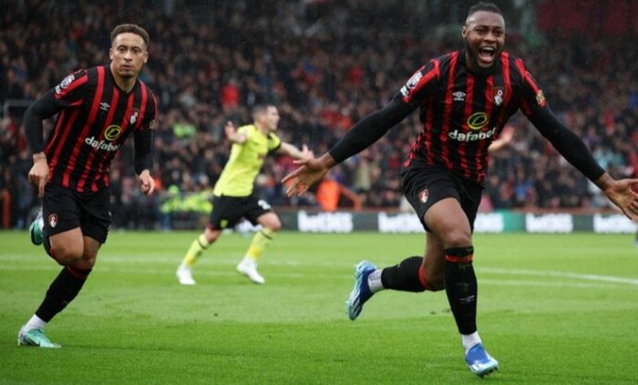 Review: Bournemouth - Burnley. Cherries konečně okusili chuť vítězství