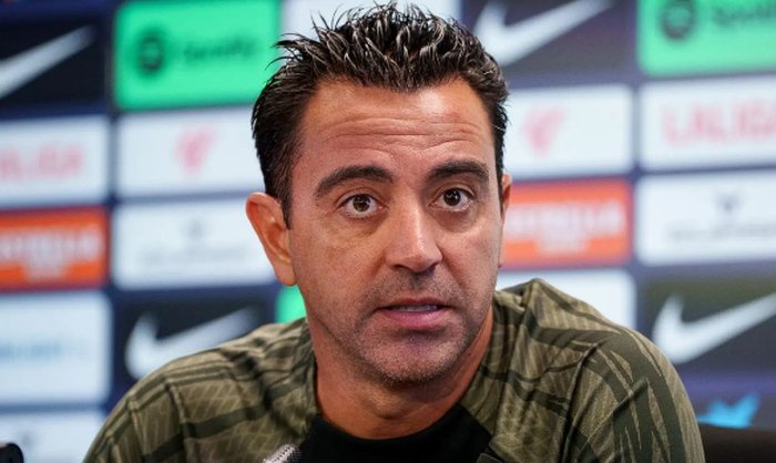 Trojlístek perspektivních tváří do zálohy, které na přestupovém trhu aktuálně sleduje Xavi