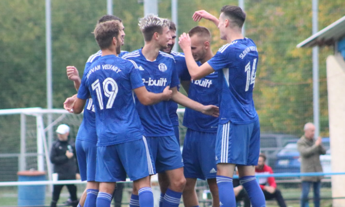 Žižkov nevyšel, nejlepší střelec ČFL bude na jaře hrát za Slovan Velvary. První posila je tady, jásá klub