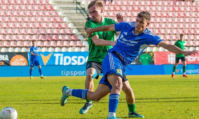 Jihlavský Shudeiwa hrál na mládežnické úrovni za Česko, ale teď má před sebou debut v jednadvacítce Slovenska