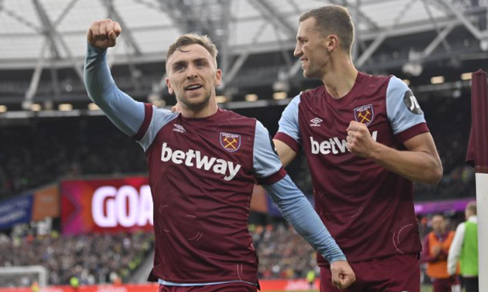 West Ham se Součkem a Coufalem v sestavě slaví velké vítězství. Manchester United nedal gól ve čtvrtém utkání v řadě