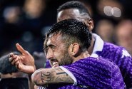 Fiorentina rozhodla o výhře nad Turínem až v závěru, Neapol si body dělila s Monzou