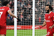 Liverpool vkročil do nového roku vítězně, přestřelku řídil kanonýr Salah