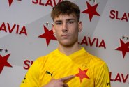 Staňkem to neskončilo. Slavia si plácla s Košicemi a do Edenu dorazil po úspěšné stáži i mladý brankářský talent