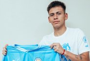 Manchester City nakupoval v River Plate a talent Echeverri bude měnit Demichelise za Guardiolu