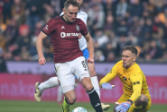 Na Letné byla divočina! Sparta jde ale v čele tabulky do trháku. Dynamo z penalty vymazalo manko v Teplicích a bere bod