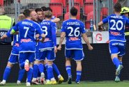 Senzace v Edenu! Finiš Slavie stačil jen na remízu, základní část ligy vyhraje Sparta. Slovácko obralo o body Plzeň.