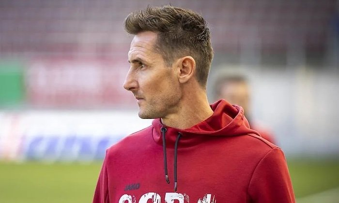 Klose chce po více než roce opět trénovat: Neexistuje nic takového jako dokonalý klub s perfektním týmem